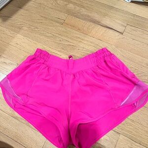 Lululemon Athletica Pink hotty hot shorts 2.5 inch